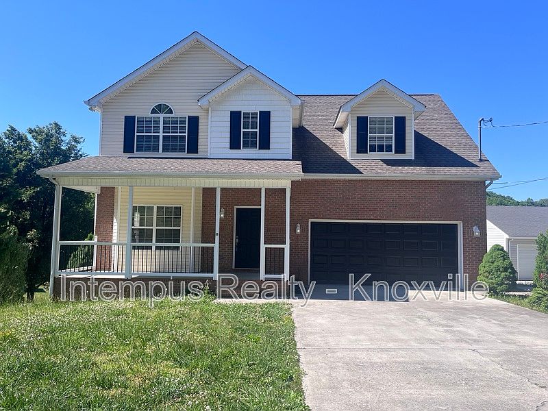 1st image of 413 Bowers Park Cir