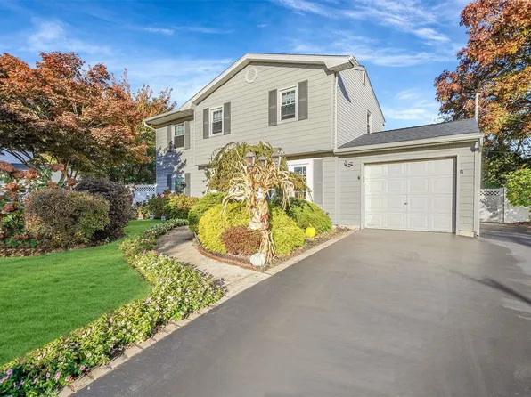 199 Avondale Drive, Centereach, NY 11720