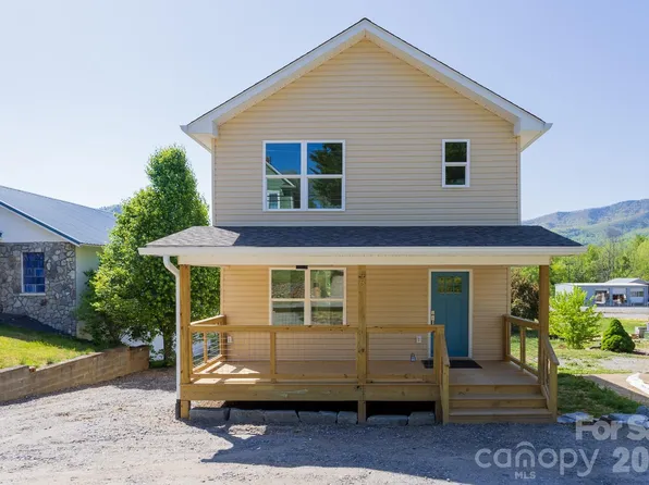 46 Vance Ave, Black Mountain, NC 28711