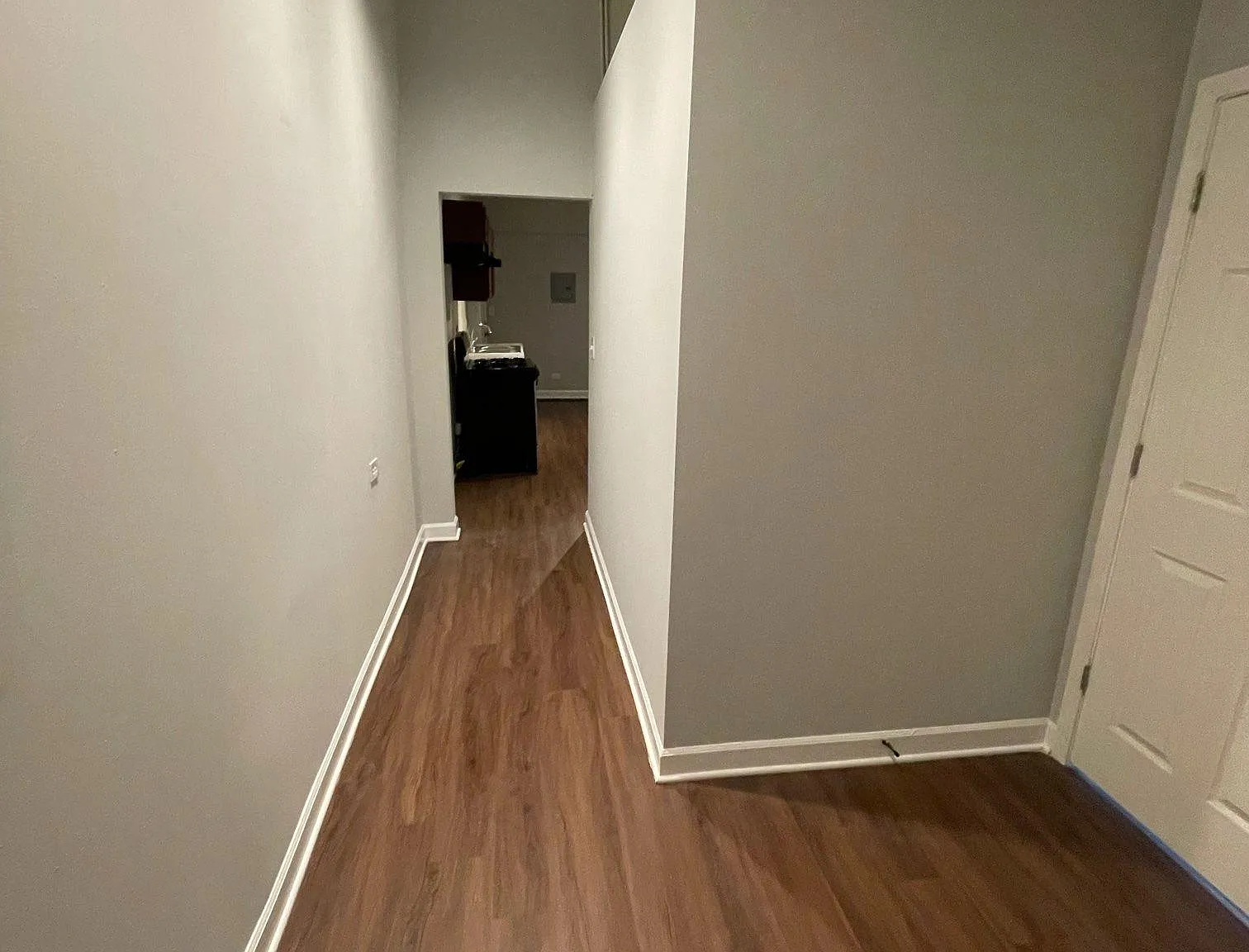 3 bed, 1200 sqft, $1,900 — Photo 3