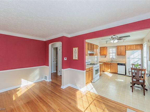 5th image of 574 Huntmere Dr