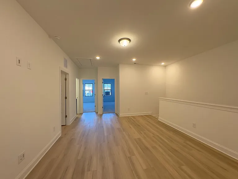 2126 Maggie Valley Dr — Photo 17