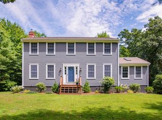 45 Simmons St, Rehoboth, MA 02769