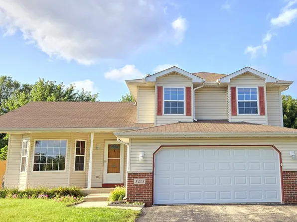 3213 Waterford Dr, Joliet, IL 60431