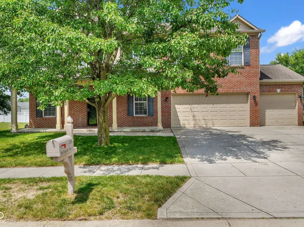 114 Burlington Pkwy, Pittsboro, IN 46167