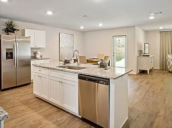 8001 Westwood Cir #3B-2BA-1650SQFT