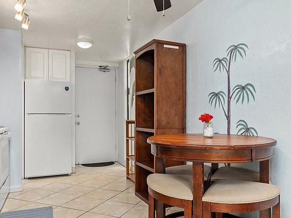 2nd image of 3785 Lower Honoapiilani Rd APT 101