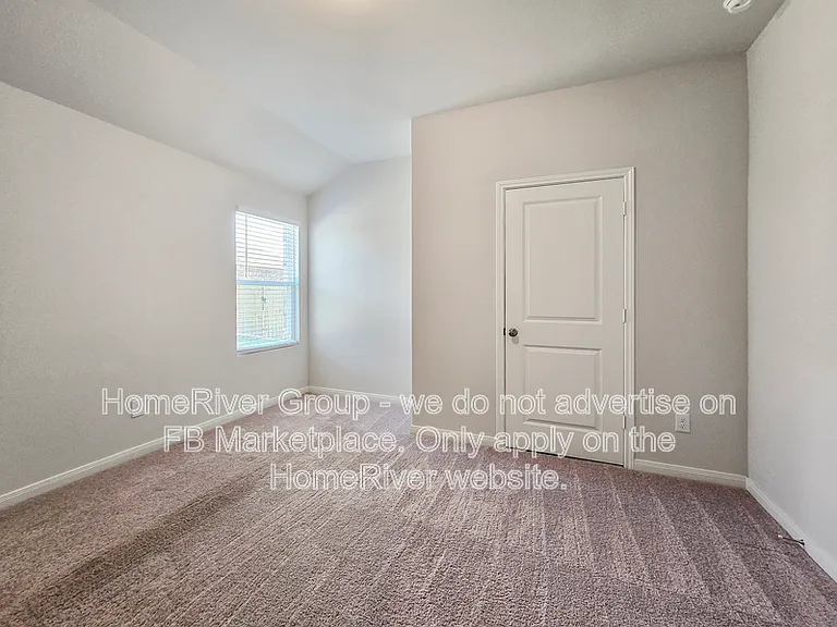 605 Jameson St — Photo 12