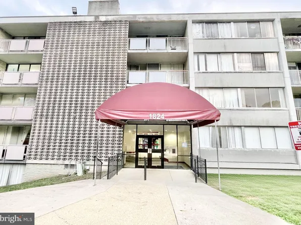 1824 Metzerott Rd APT 203, Adelphi, MD 20783