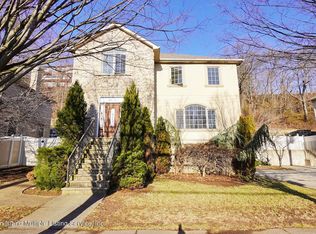 1847 Richmond Rd, Staten Island, NY 10306