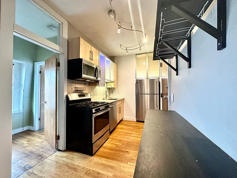 117 Almy St #3-A — Photo 5