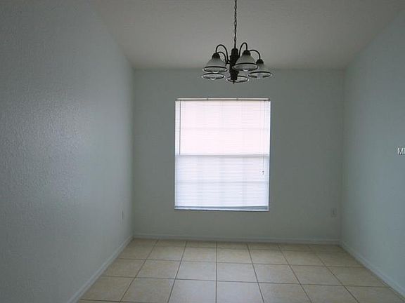 5th image of 121 Spoonbill Ct