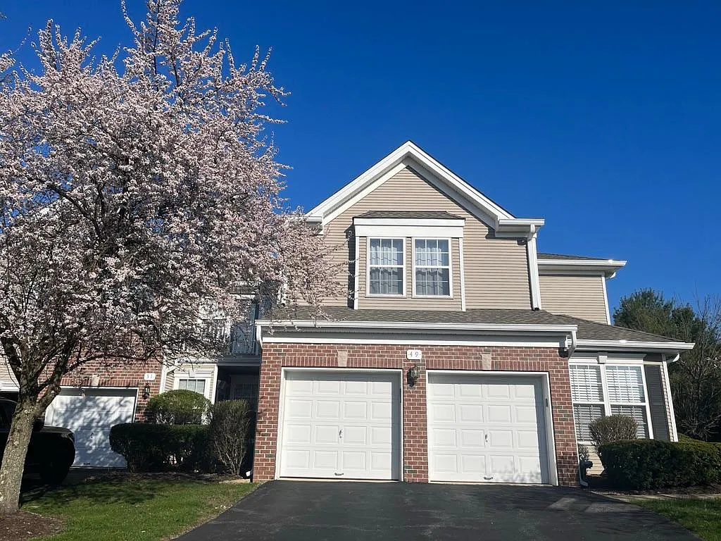 3 bed, 2.5 bath, 2308 sqft, $4,300 — Photo 4