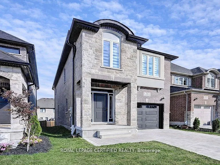 54 Pondcliffe Dr — Photo 1