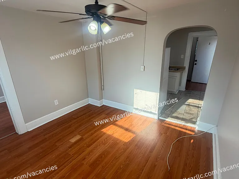 5025 Tod Ave — Photo 6