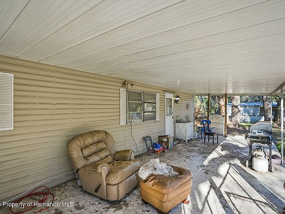 5th image of 9329 Ottawa St