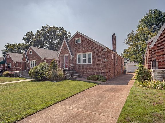 2nd image of 9045 Rosemary Ave