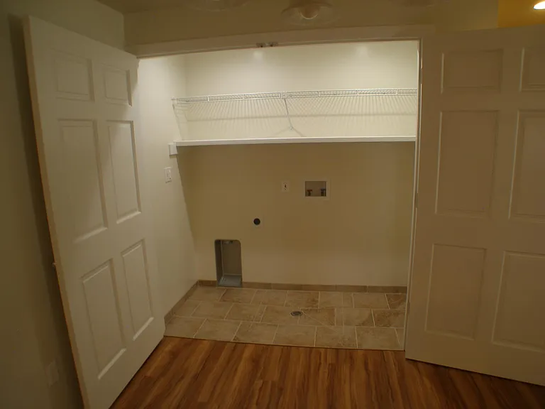 484 Grow Pl NW #LOWER — Photo 7