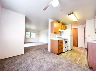 Magenta, Everett, WA 98203