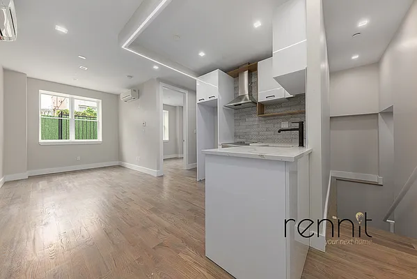 Rented by Rennit Inc. | media 2