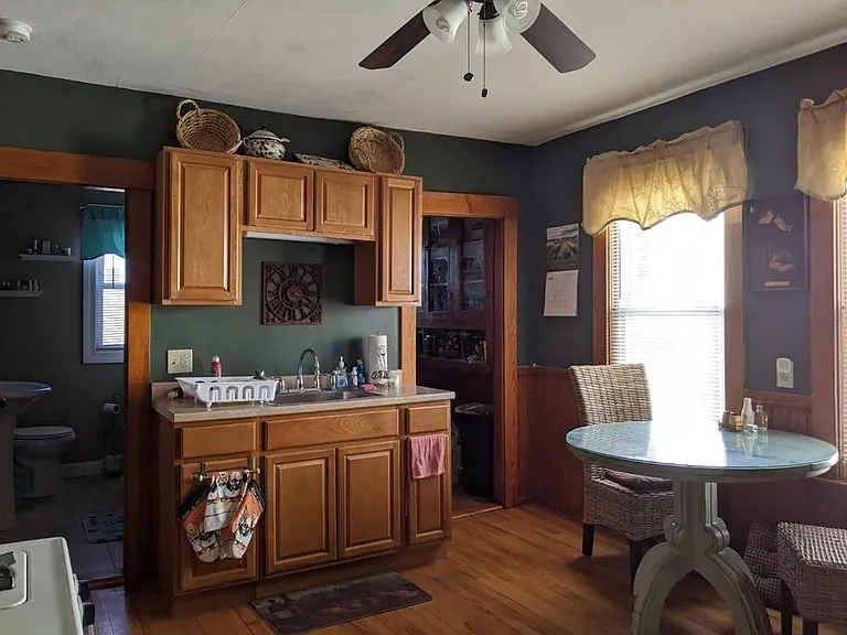 143 Baker St #2 — Photo 7