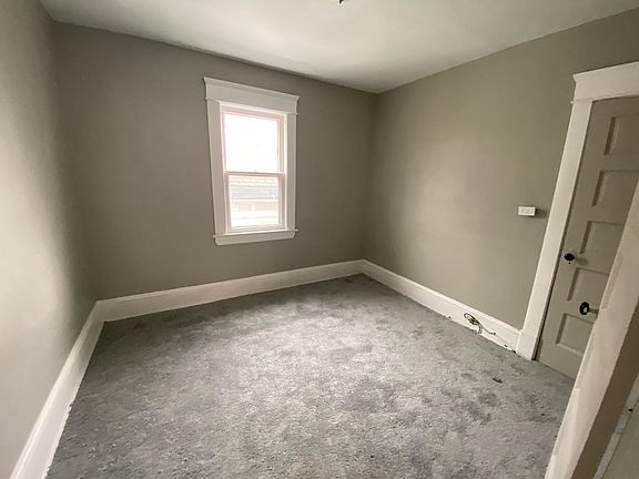 5th image of 2867 E 104th St #Up