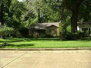 1st image of 1212 E Lantrip St