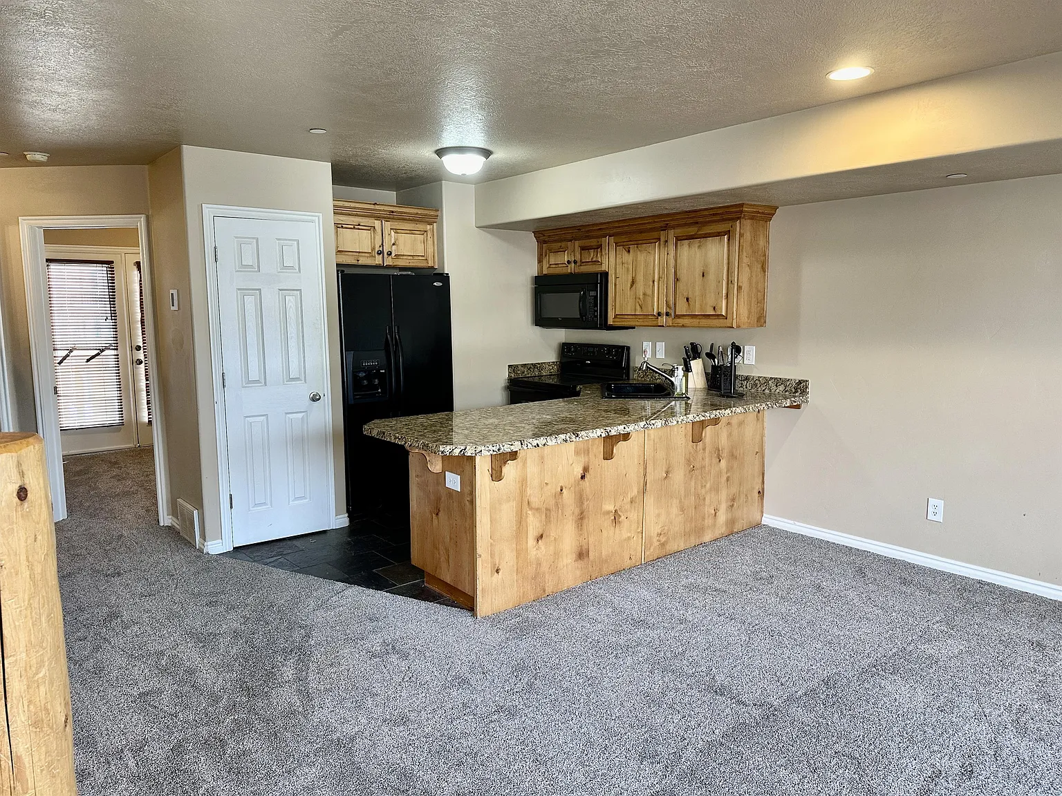 Mh 805 (2bd) Rental - 1 — Photo 2