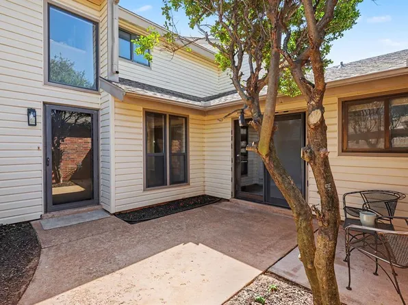 610 Greenlea Chase W, Oklahoma City, OK 73170