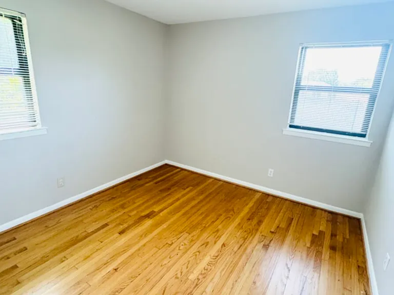816 Lakeside Dr — Photo 8