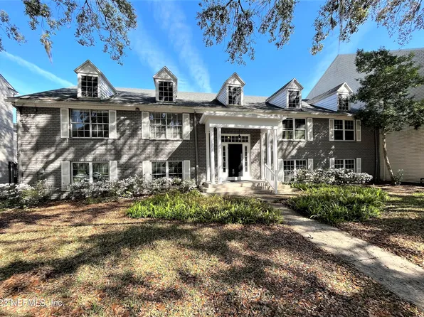 4305 PLAZA GATE Lane #201, Jacksonville, FL 32217
