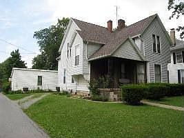 1st image of 124 Willow St