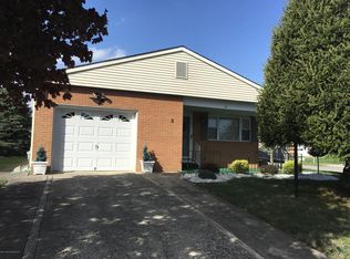 2 Augusta Ct, Toms River, NJ 08757