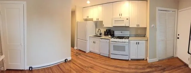 836 19th St NE #B — Photo 11