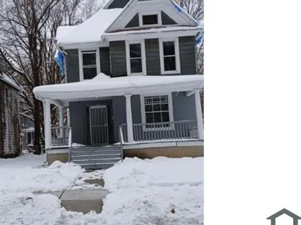 964 N Court St, Rockford, IL 61103