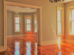 2 Shawmut St APT 2, Worcester, MA 01609