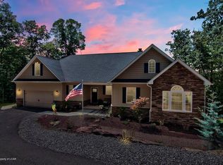 105 Sarah Dr, Shavertown, PA 18708