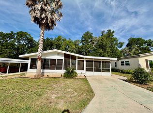 661 Hickory Hl, Lady Lake, FL 32159