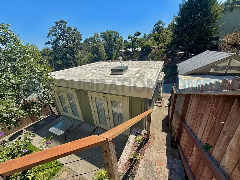 12 Perry Walk — Photo 30