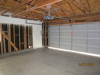 5th image of 9360 Carob St