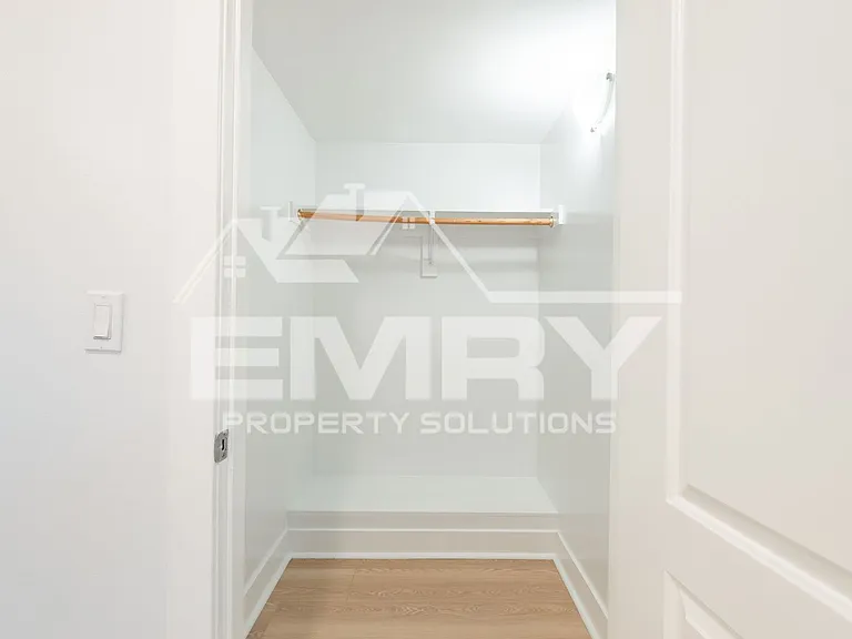 814 N Wilmington Blvd — Photo 25