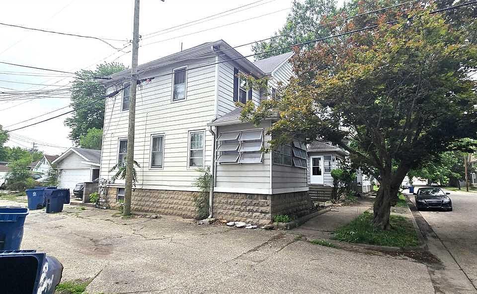2nd image of 665 Seabury Ave