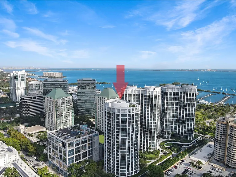 2831 S Bayshore Dr #603 — Photo 5