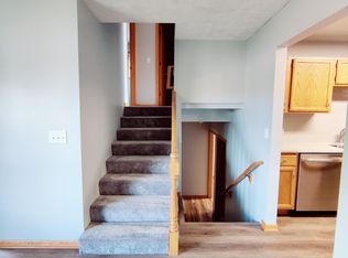 1362 Grace Cir, Sandwich, IL 60548