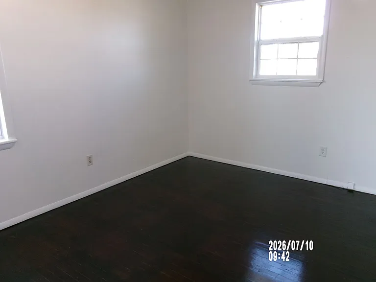 1024 SW 42nd St — Photo 13