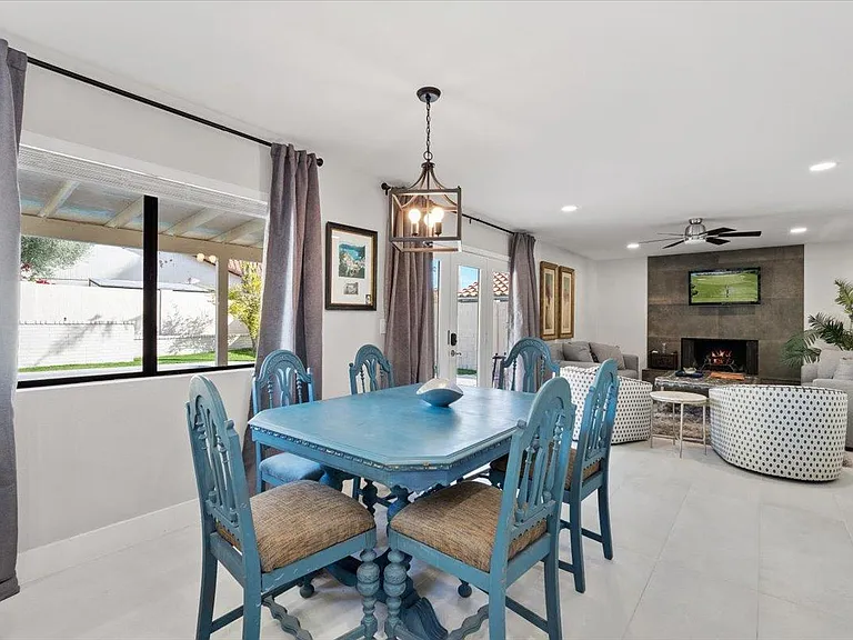 1745 N La Rosa Dr — Photo 11