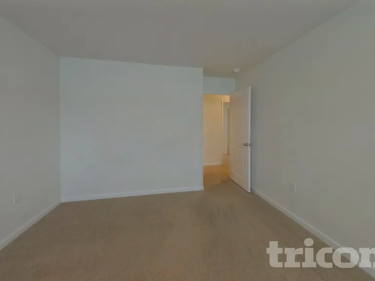 324 Sandbach Rd — Photo 11