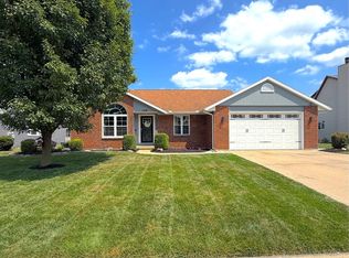 1306 Oakview Dr, Saint Marys, OH 45885