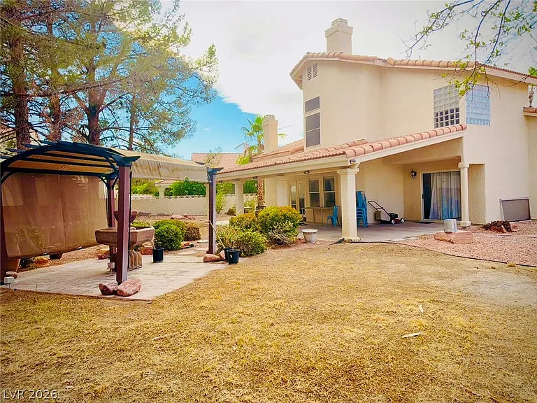 8405 Justine Ct — Photo 43