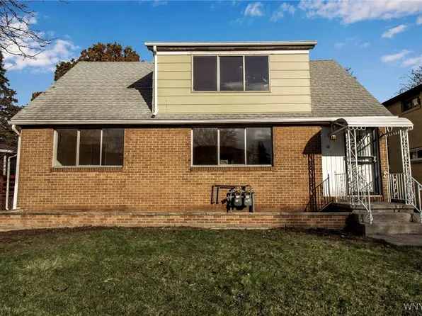 18 Doyle Ct, Cheektowaga, NY 14225